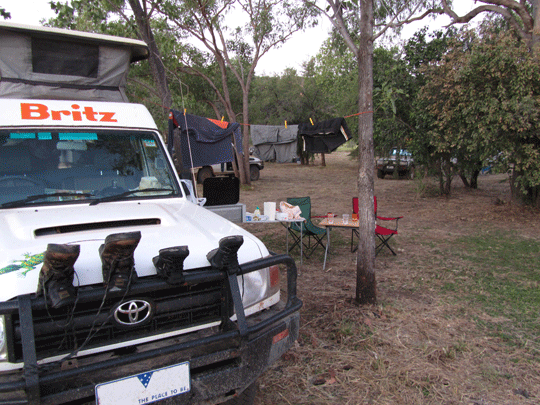 Tunnel Creek Camping near by