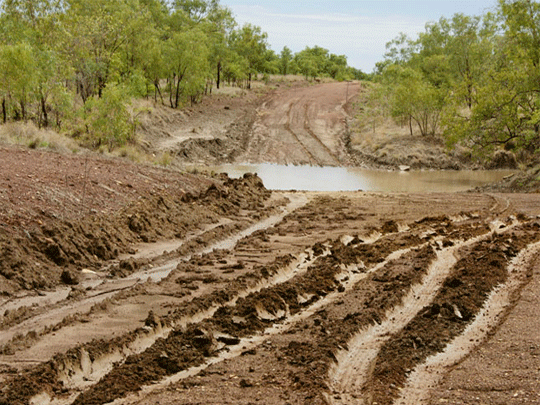 Windjana road wet 